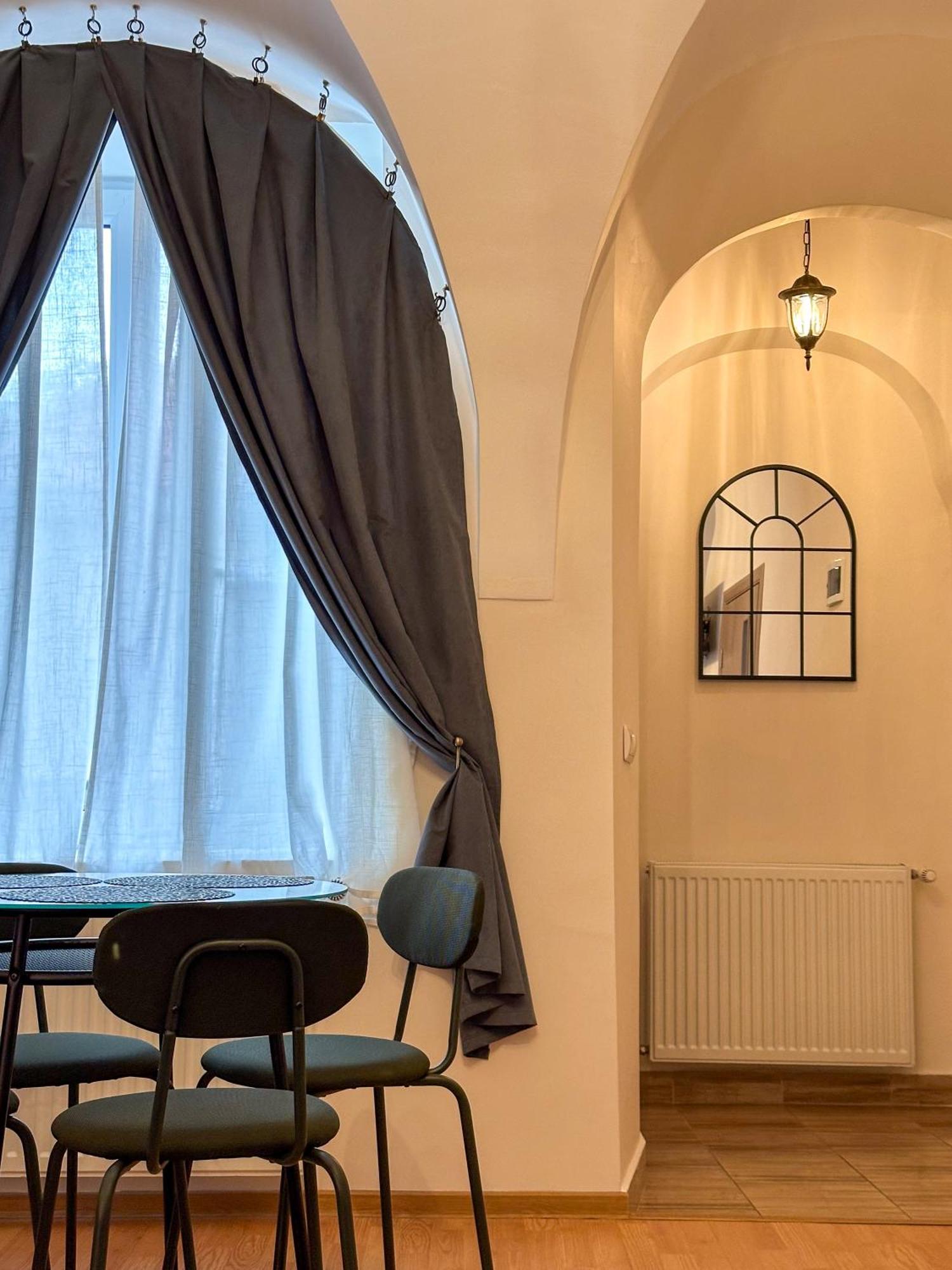 Serenity House Apartments Sybin Zewnętrze zdjęcie