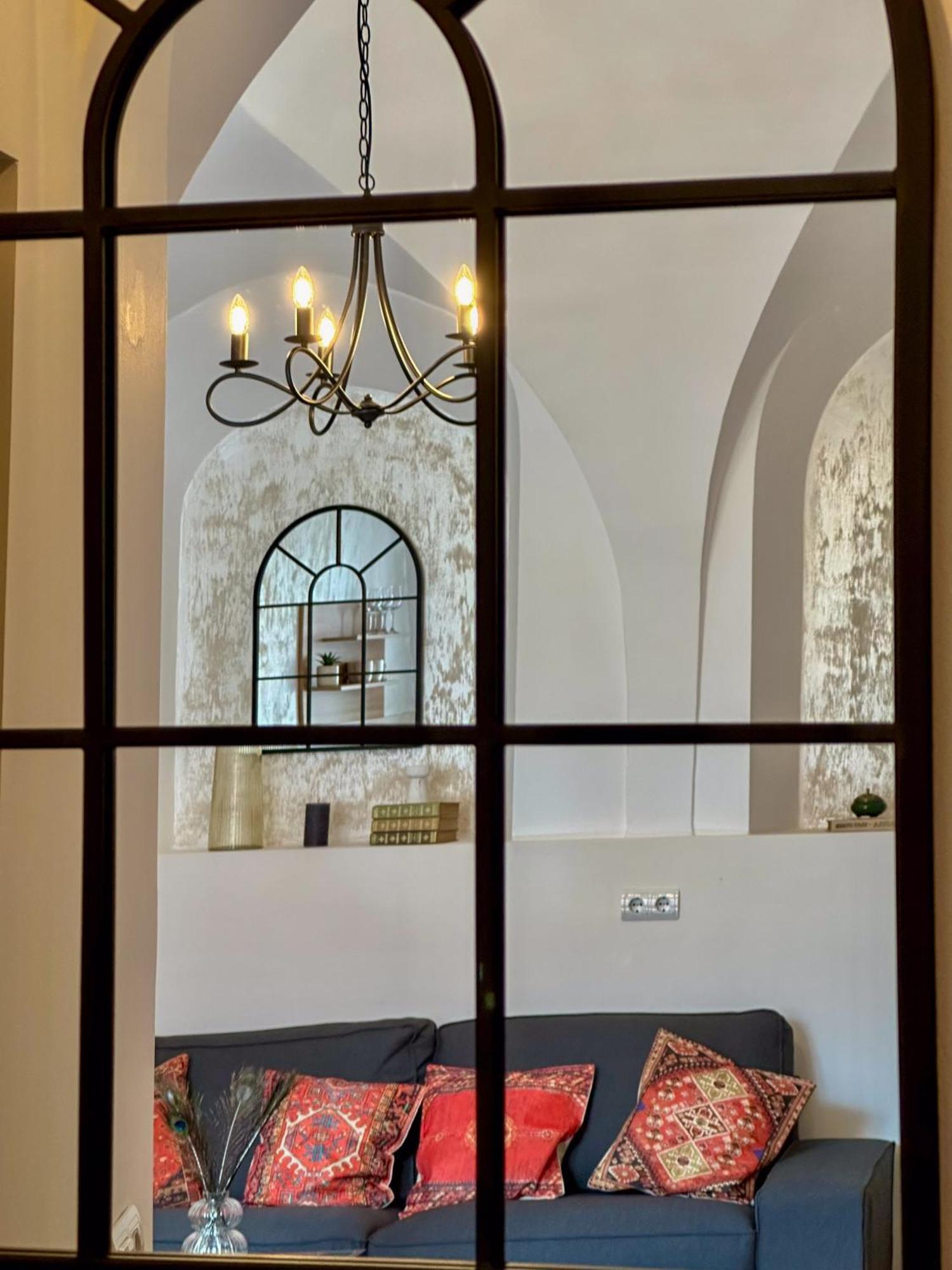 Serenity House Apartments Sybin Zewnętrze zdjęcie