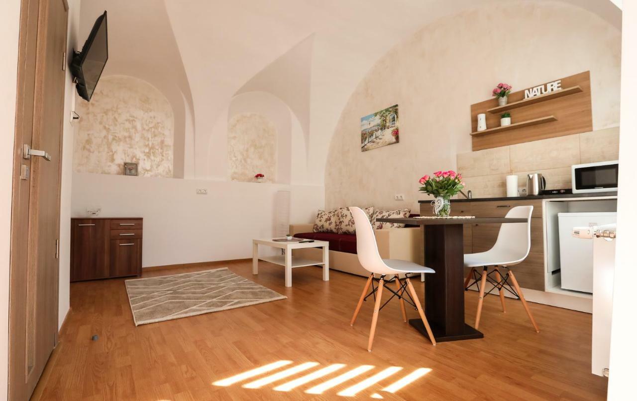 Serenity House Apartments Sybin Zewnętrze zdjęcie