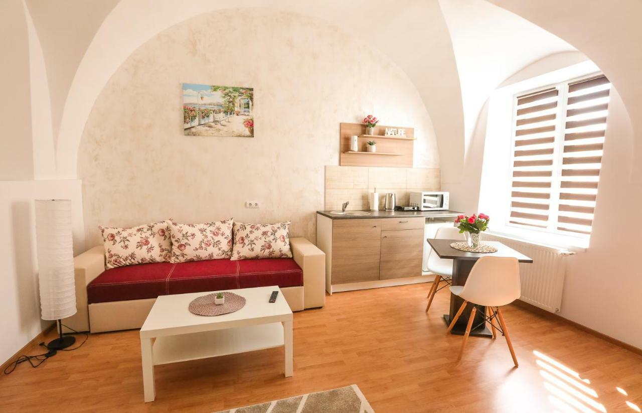 Serenity House Apartments Sybin Zewnętrze zdjęcie
