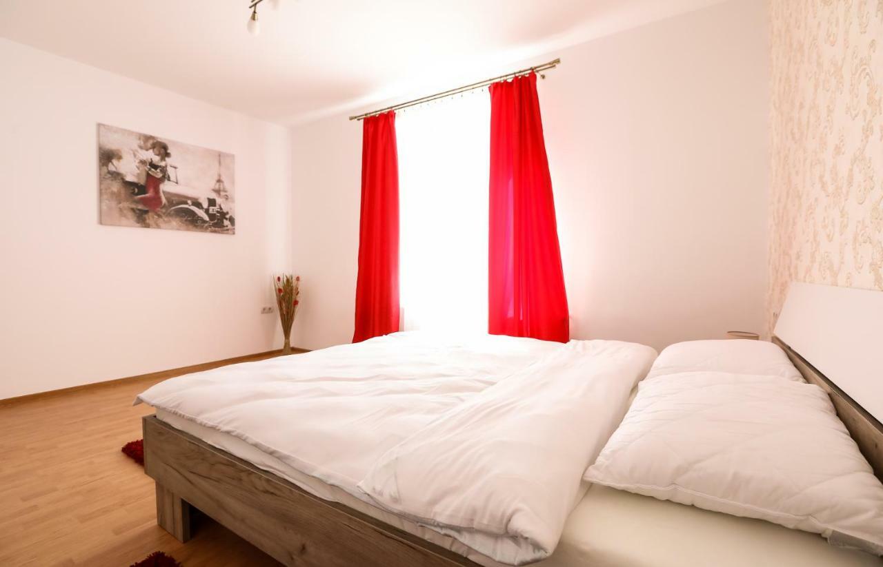 Serenity House Apartments Sybin Zewnętrze zdjęcie